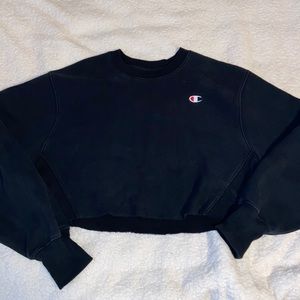 Reverse weave cropped champion sweatshirt